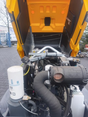 WhatsApp Image 2025-12-08 at 10.10.02